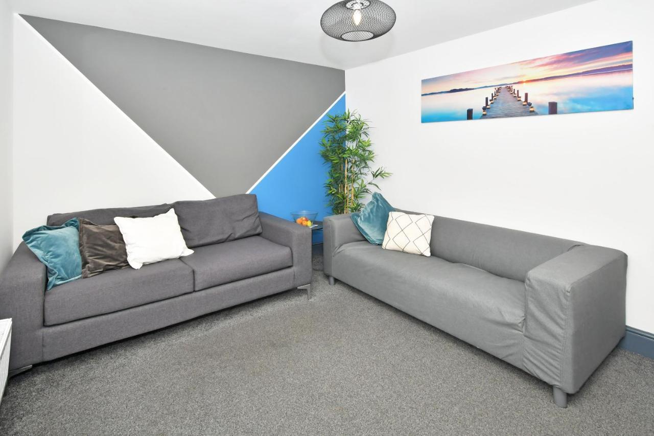 Townhouse @ Chiltern Place Newcastle Under Lyme Silverdale  Exterior photo
